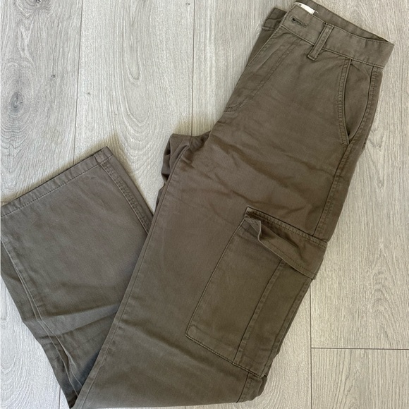 Stradivarius Khaki Cargo Pants - Picture 1 of 4
